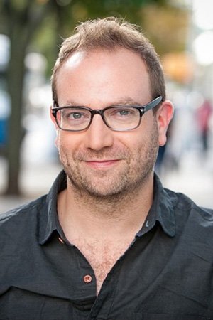 Daniel Arnow Headshot